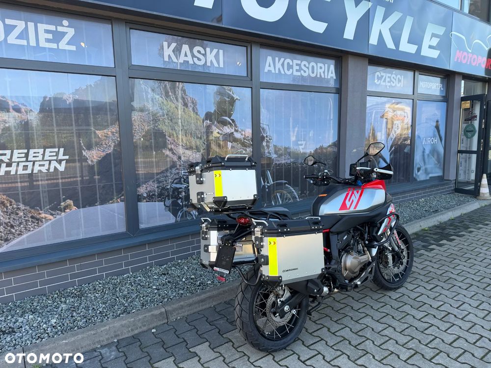 QJMOTOR SRT 600SX - 7