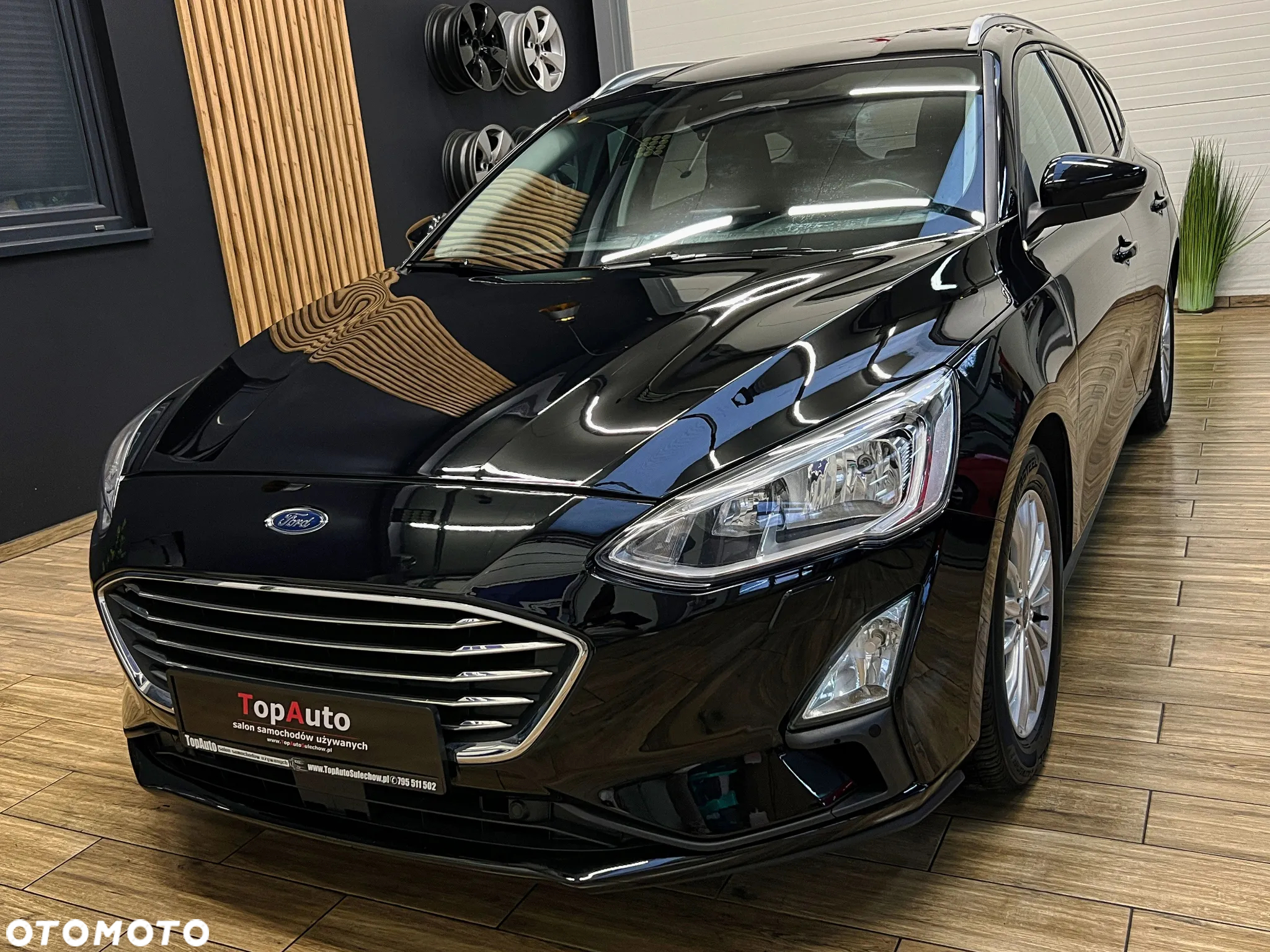 Ford Focus Turnier 1.5 EcoBlue Start-Stopp-System TITANIUM - 13