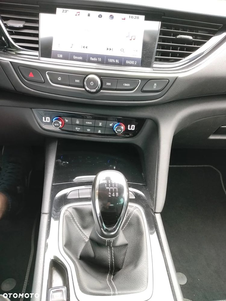 Opel Insignia 2.0 CDTI Innovation S&S - 26