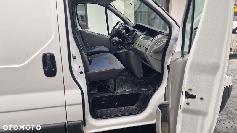 Renault TRAFIC - 23