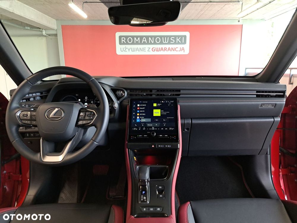 Lexus LBX - 18