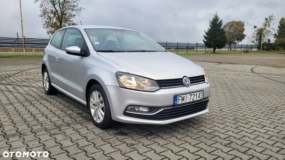 Volkswagen Polo 1.4 TDI (Blue Motion Technology) Comfortline - 21