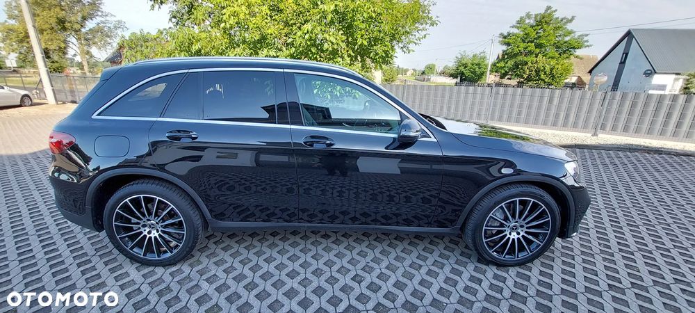 Mercedes-Benz GLC 220 d 4Matic 9G-TRONIC AMG Line - 23