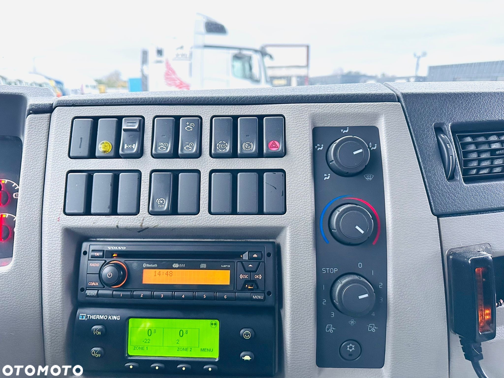 Volvo FL 260 / CHŁODNIA z TERMOKING AGREGAT / DMC 16000kg / WINDA - 21
