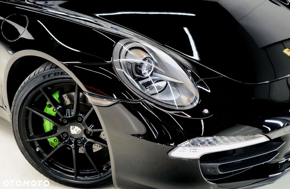 Porsche 911 Carrera S - 19