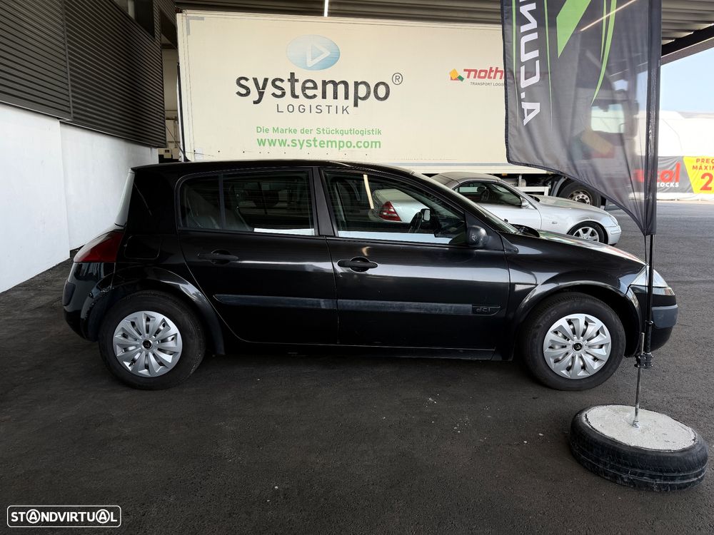 Renault Mégane 1.5 dCi Dynamique - 9