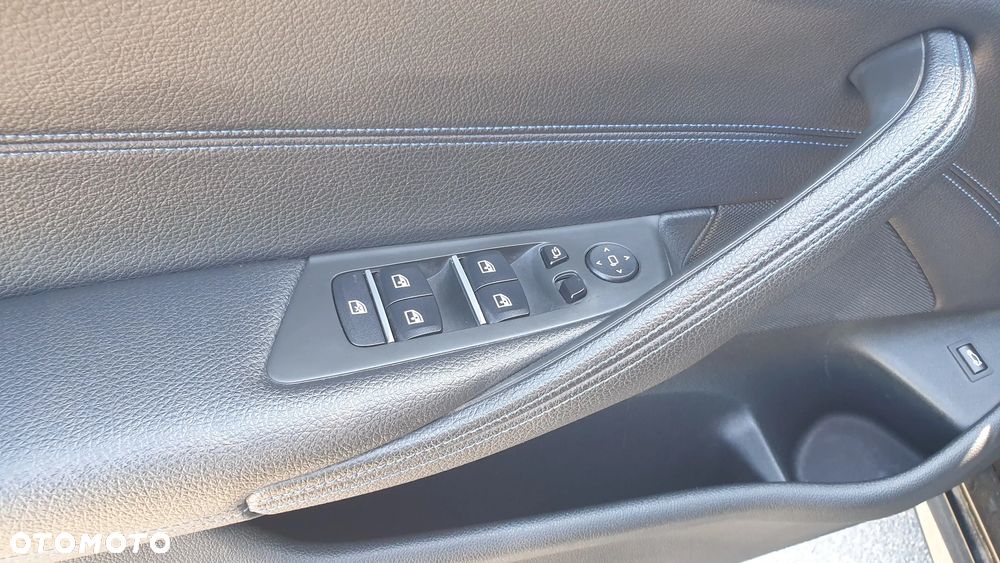 BMW Seria 5 520d MHEV Sport - 19