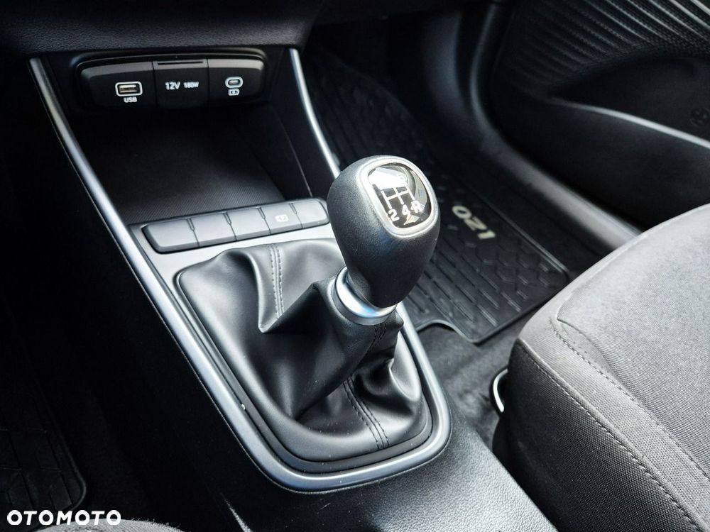 Hyundai i20 1.2 Modern - 30