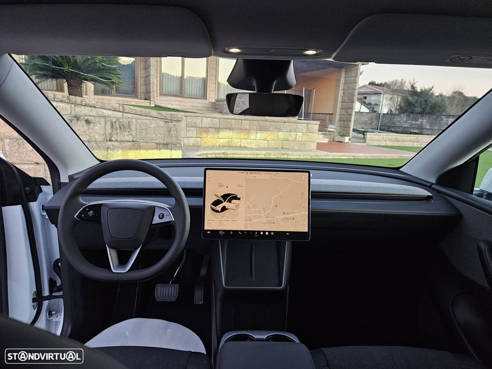 Tesla Model Y Tração Traseira - 25
