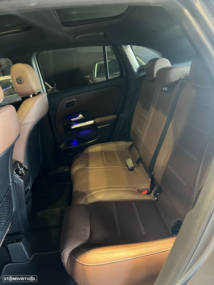 Mercedes-Benz GLA 180 d - 44