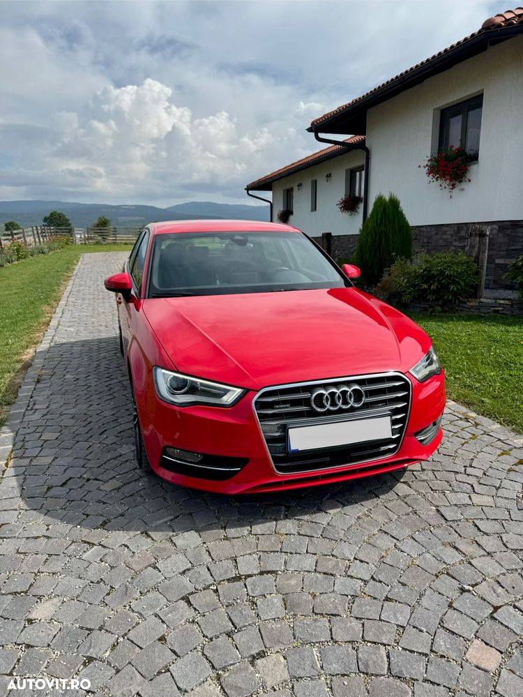 Audi A3 Sportback 2.0 TDI quattro Stronic Ambiente - 2
