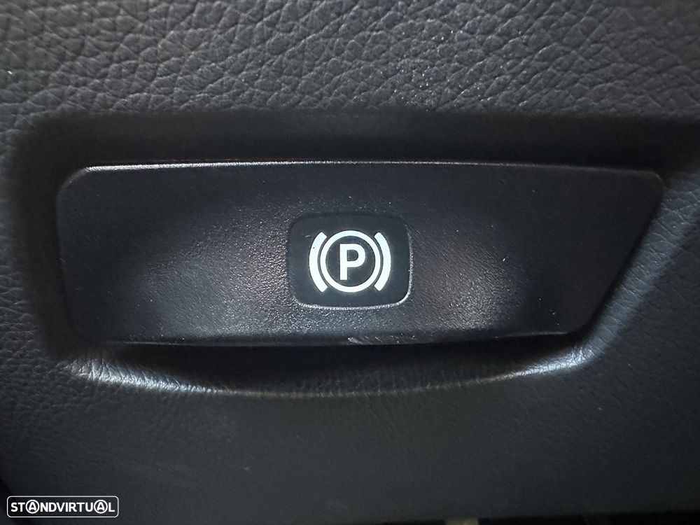 Mercedes-Benz E 220 CDI Avantgarde DPF - 36