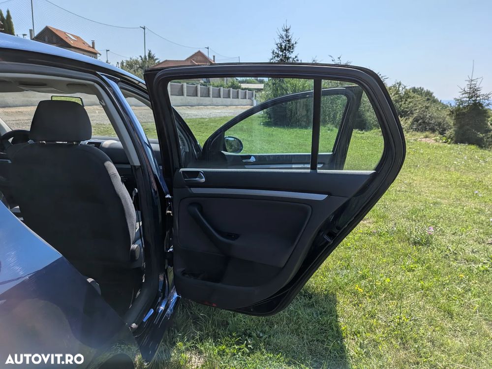 Volkswagen Golf 1.9 TDI Comfortline - 23