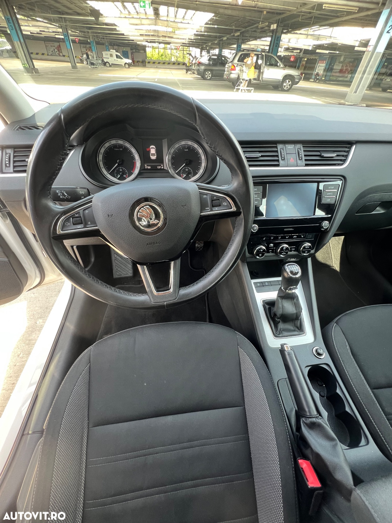 Skoda Octavia 1.6 TDI Ambition - 8
