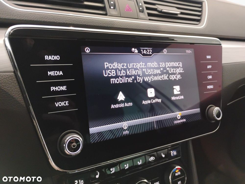 Skoda Superb 2.0 TDI SCR Ambition DSG - 25
