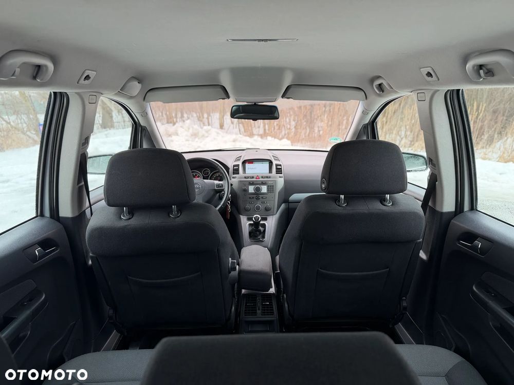 Opel Zafira 1.8 Enjoy - 16