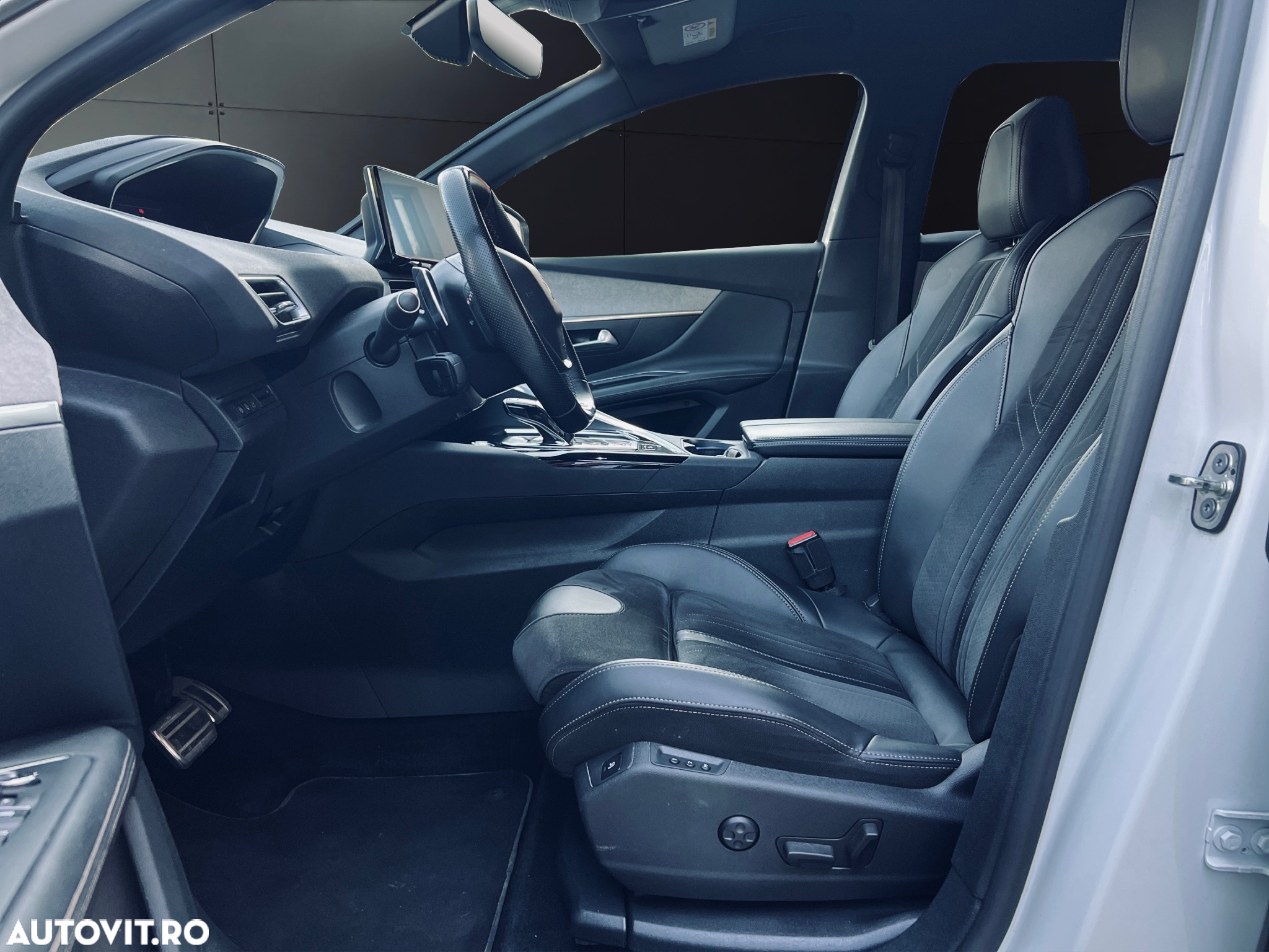 Peugeot 3008 1.6 PureTech S&S EAT8 GT Pack - 14