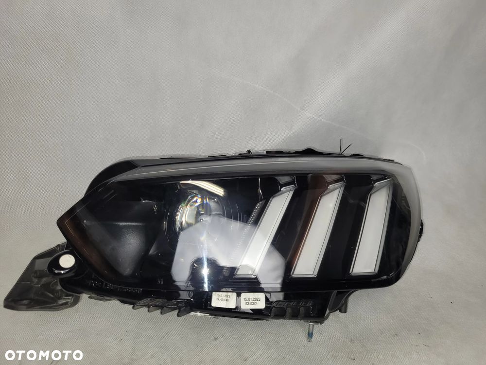 PEUGEOT 2008 II - LAMPA LAMPY PRZEDNIE PRZÓD - 3