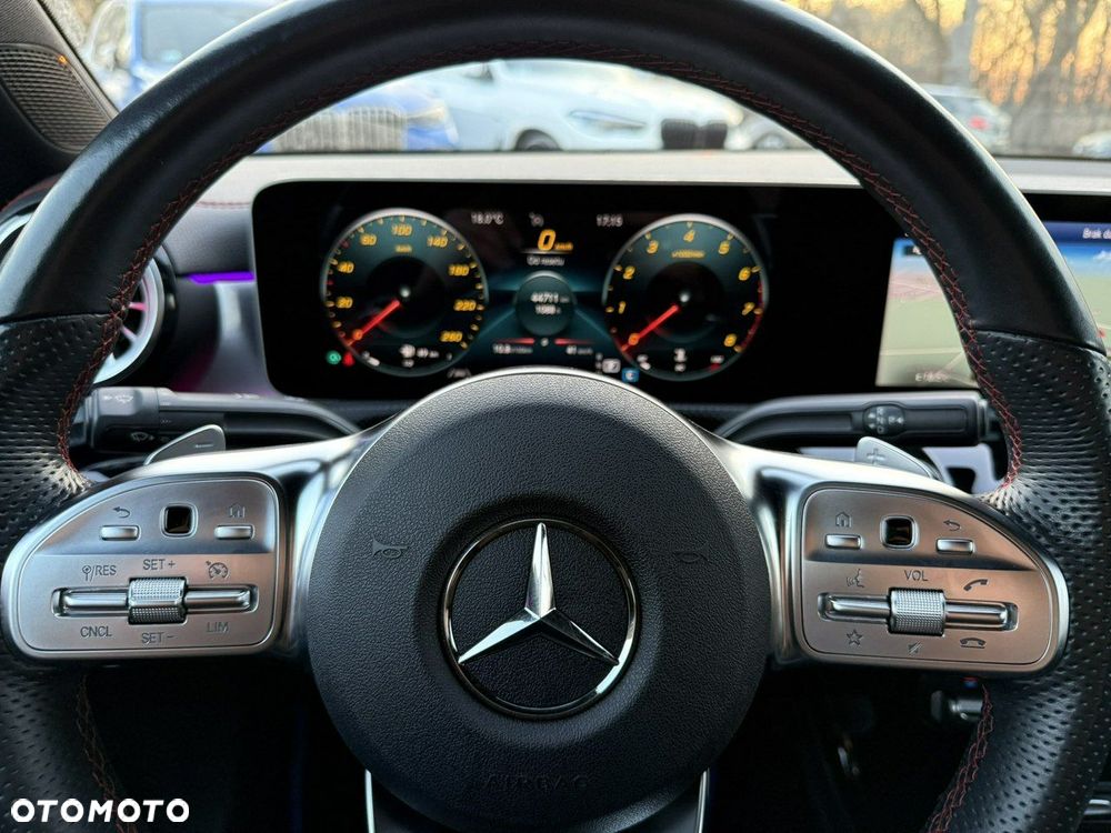 Mercedes-Benz CLA - 22