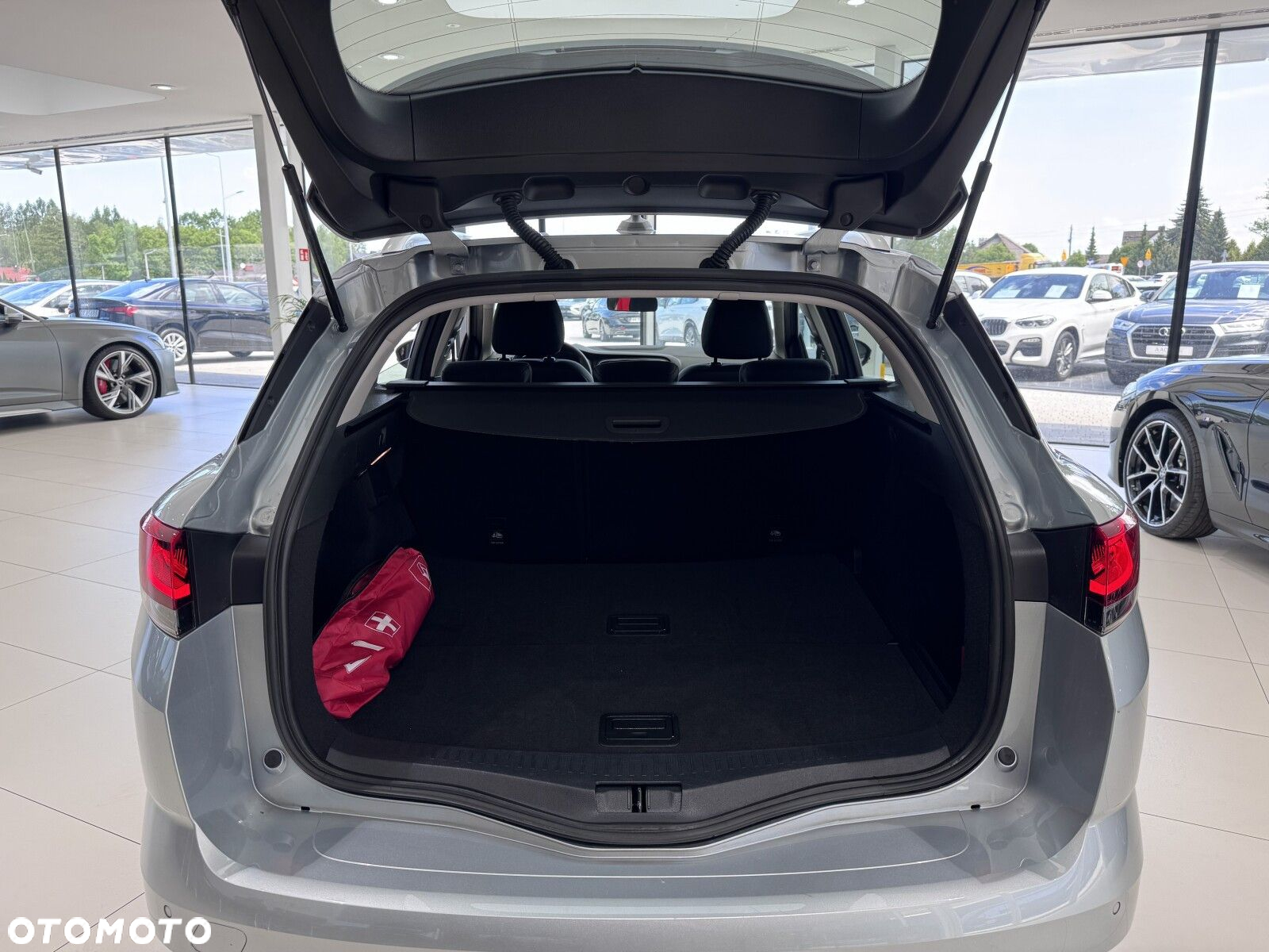 Renault Megane 1.3 TCe FAP Zen - 17