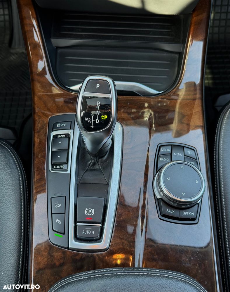 BMW X3 xDrive28i AT Advantage - 6