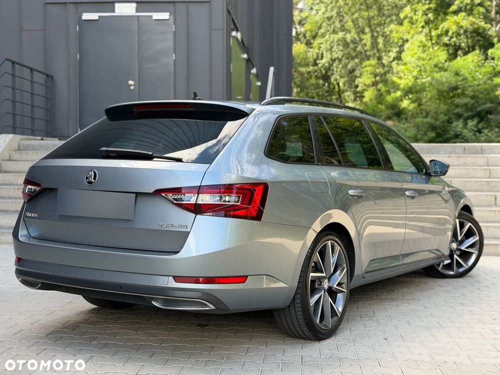 Skoda Superb 2.0 TDI DSG Sportline - 13