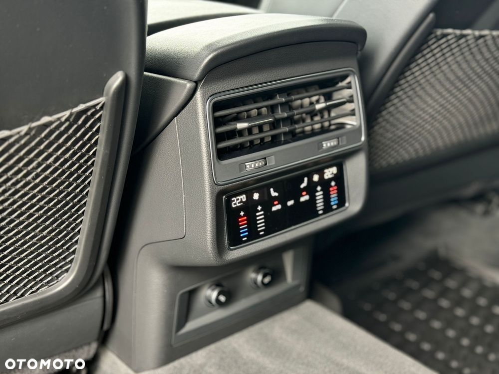 Audi Q8 50 TDI mHEV Quattro Black Edition Tiptronic - 12