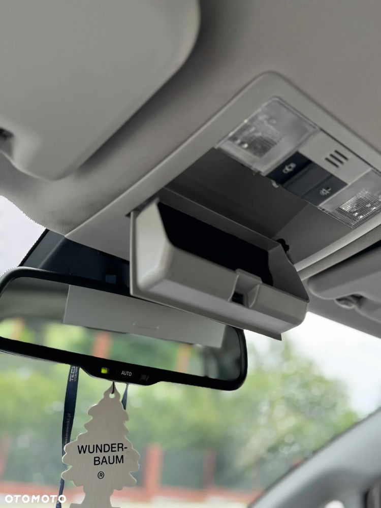 Toyota Verso 1.8 Premium 7os - 14