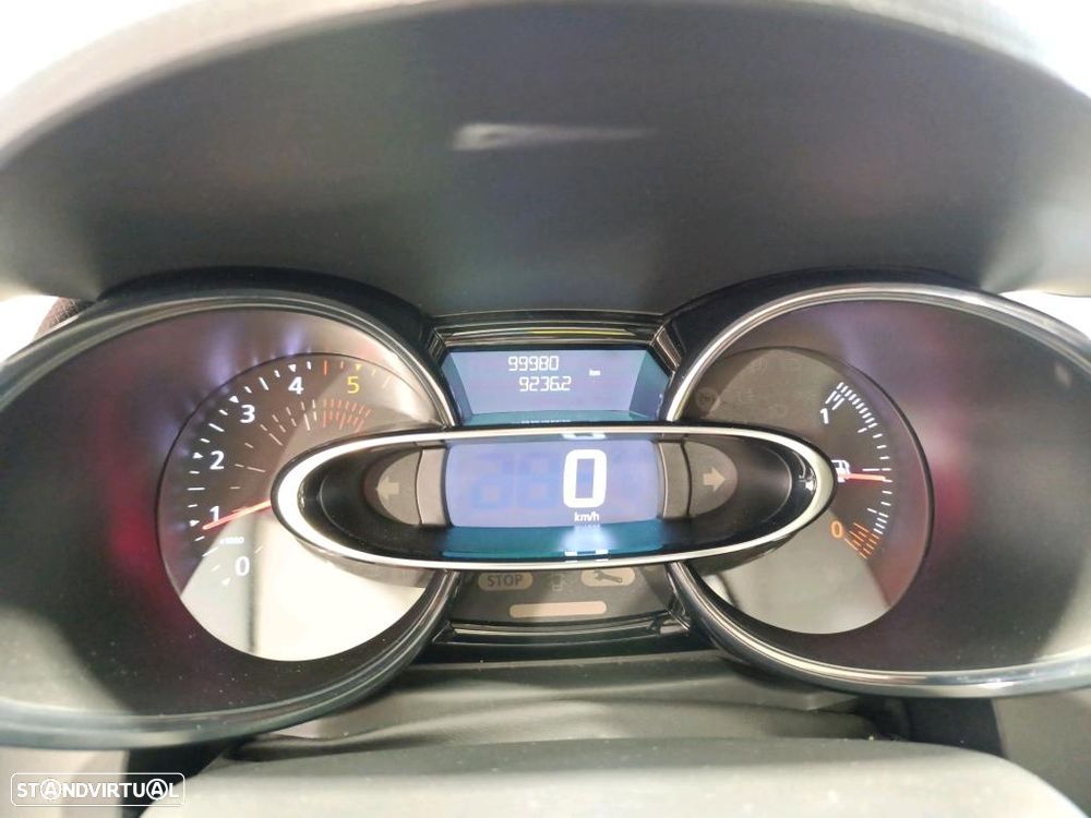 Renault CLIO IV SOCIETE 1.5 dCi Zen - 6