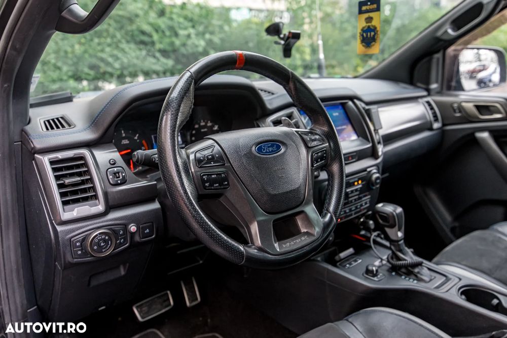 Ford Raptor - 14
