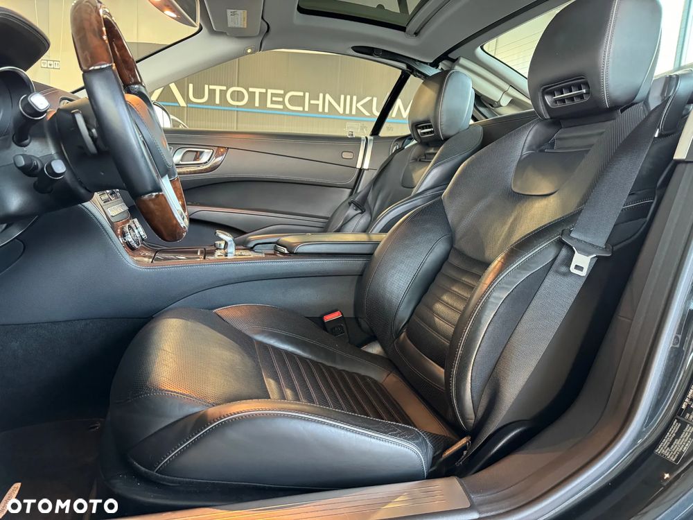 Mercedes-Benz SL 500 7G-TRONIC - 13