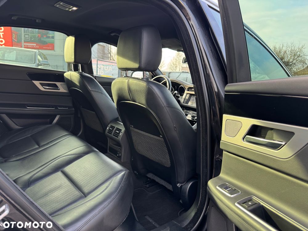 Jaguar XF 2.0 i4D Pure - 5