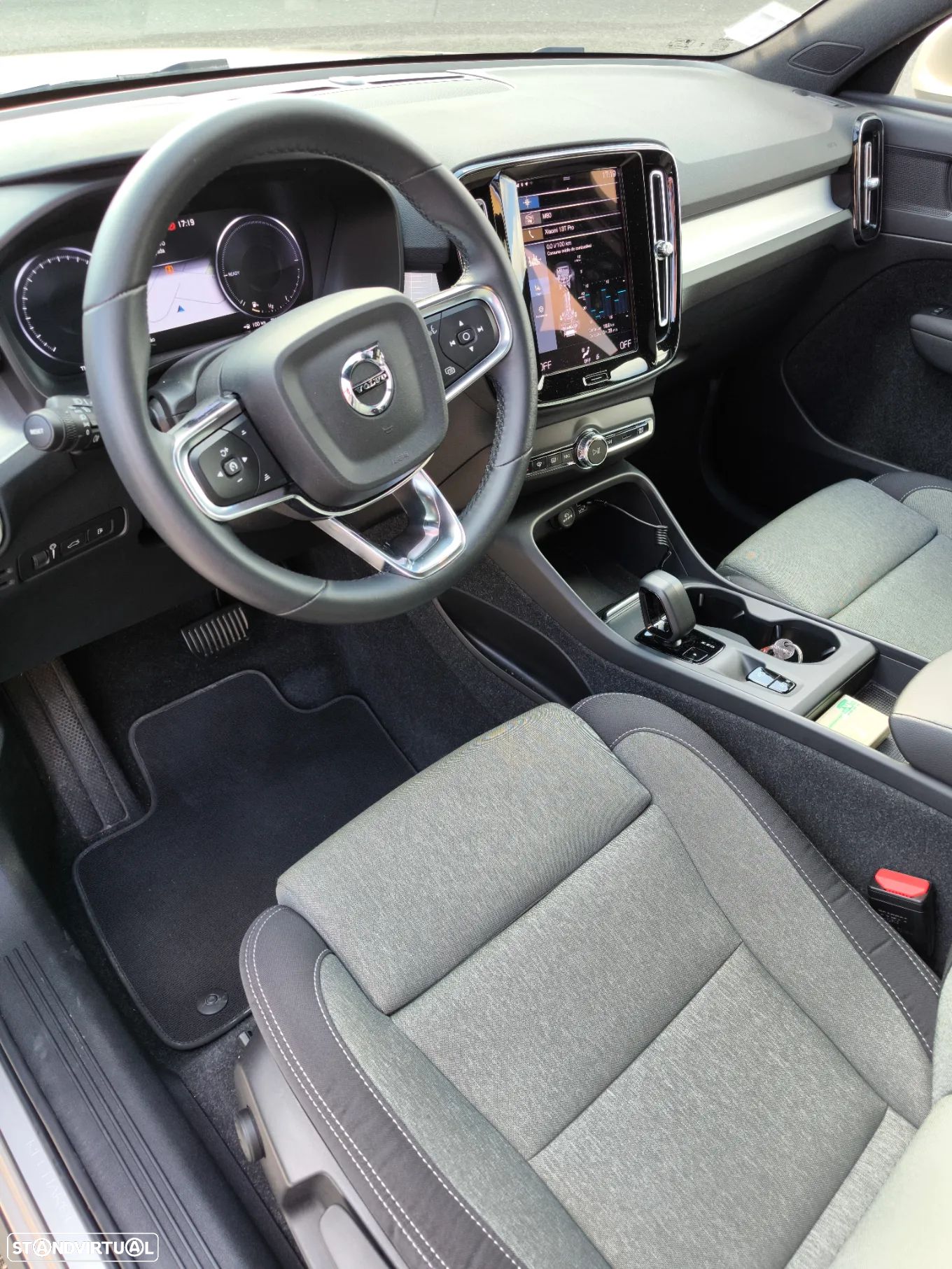 Volvo XC 40 1.5 T4 PHEV Core - 4