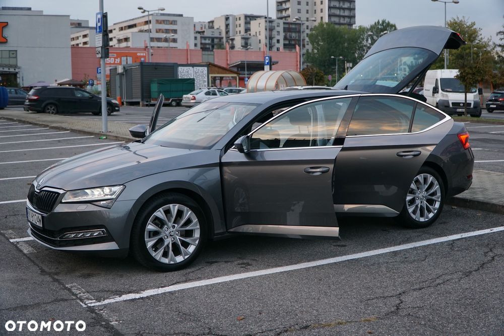 Skoda Superb 2.0 TDI SCR Style DSG - 13