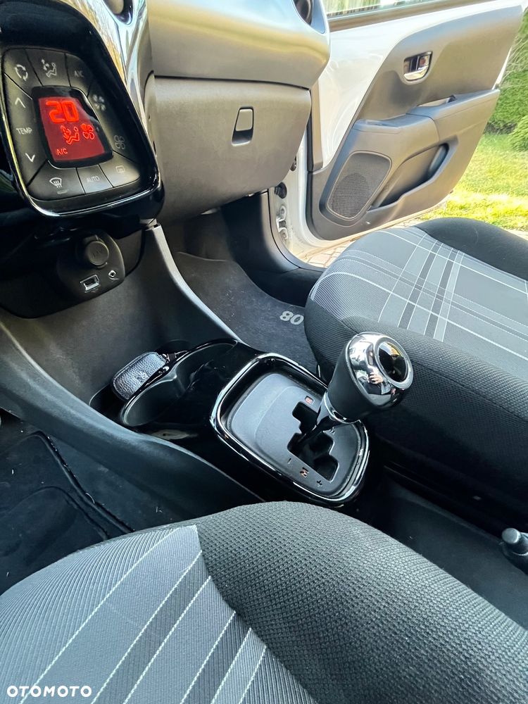 Peugeot 108 VTI 68 ETG5 Top Allure - 12