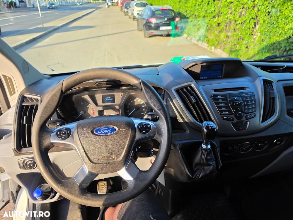 Ford Transit - 9