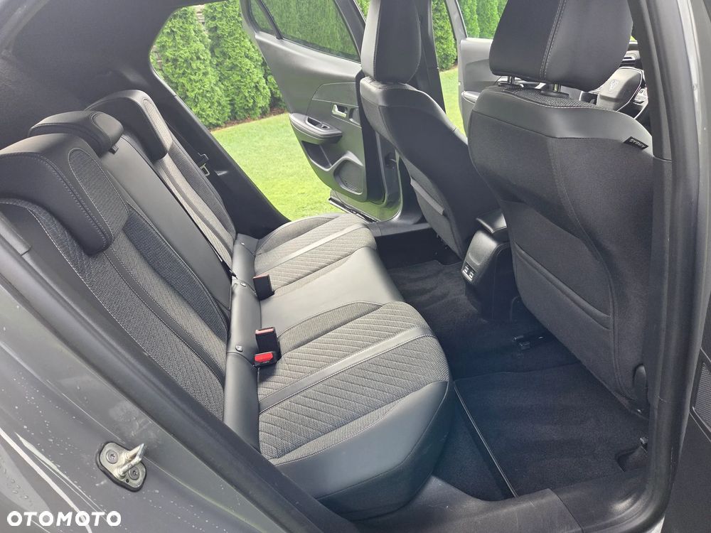 Peugeot 2008 PureTech 130 EAT8 Allure - 16