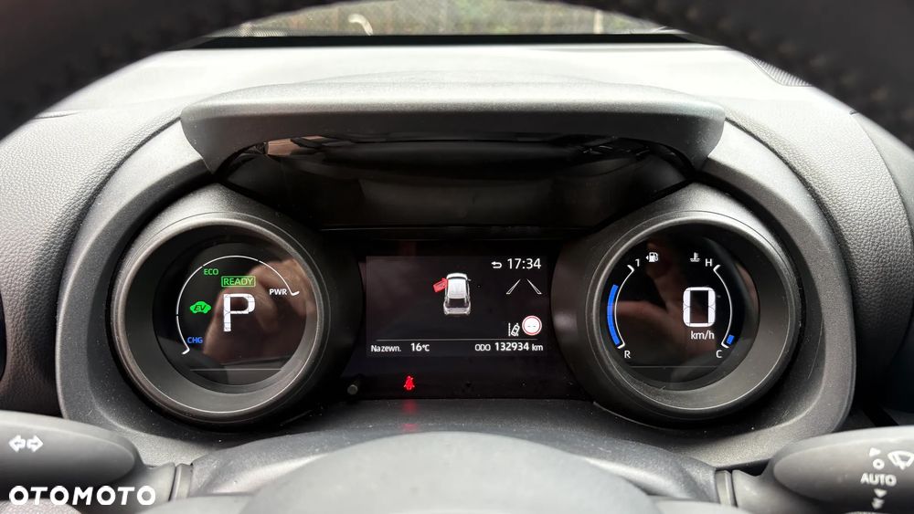 Toyota Yaris Cross Hybrid 1.5 Comfort - 23