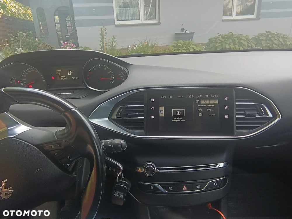 Peugeot 308 1.6 THP Access - 13