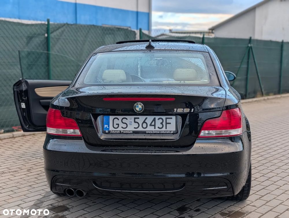 BMW Seria 1 130i - 11