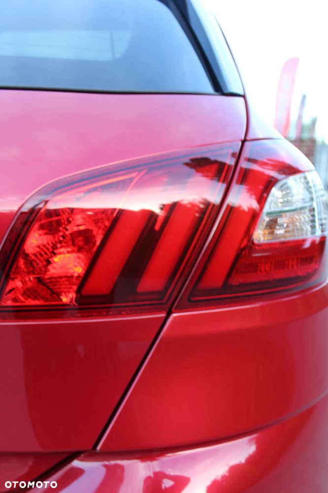 Peugeot 308 1.2 PureTech Allure S&S - 38