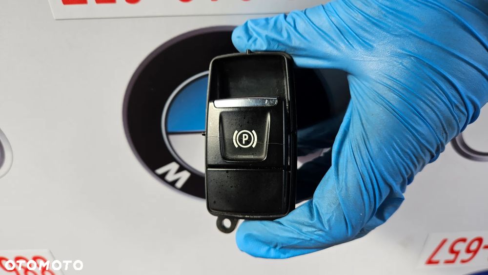 BMW X1 F48 X2 F39 Przełącznik hamulca parkingowego Przycisk hamulca ręcznego 6822523 - 7