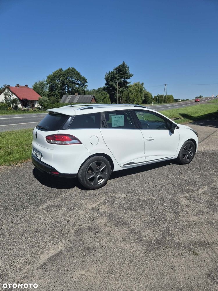 Renault Clio - 2