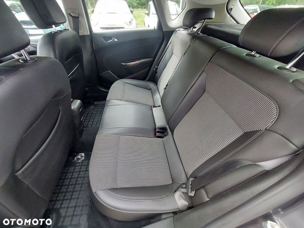 Opel Astra - 9