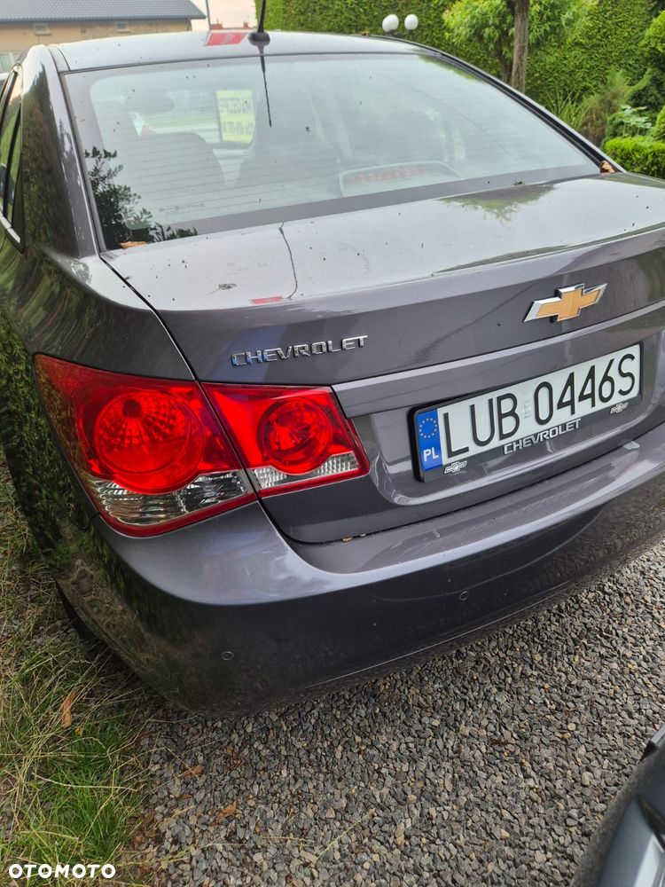 Chevrolet Cruze - 4