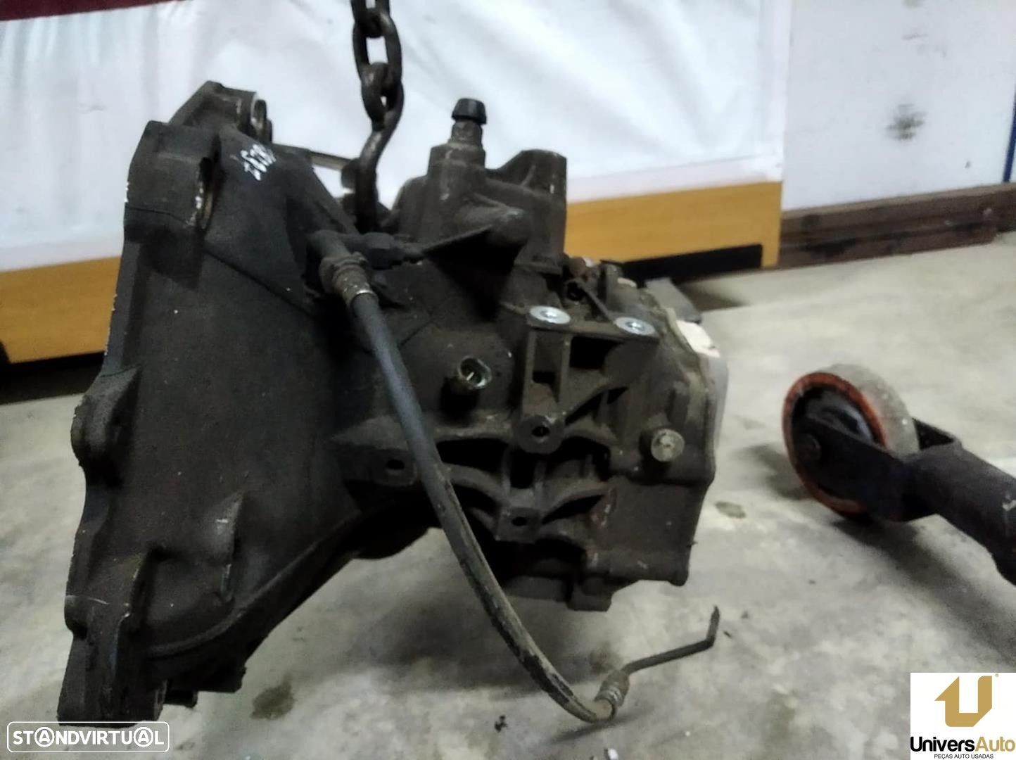 CAIXA VELOCIDADES OPEL CORSA C 2005 -R90400206 - 1