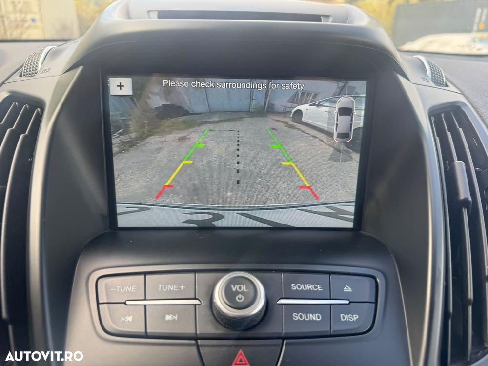 Ford Kuga 2.0 TDCi 4WD Powershift ST-Line - 13