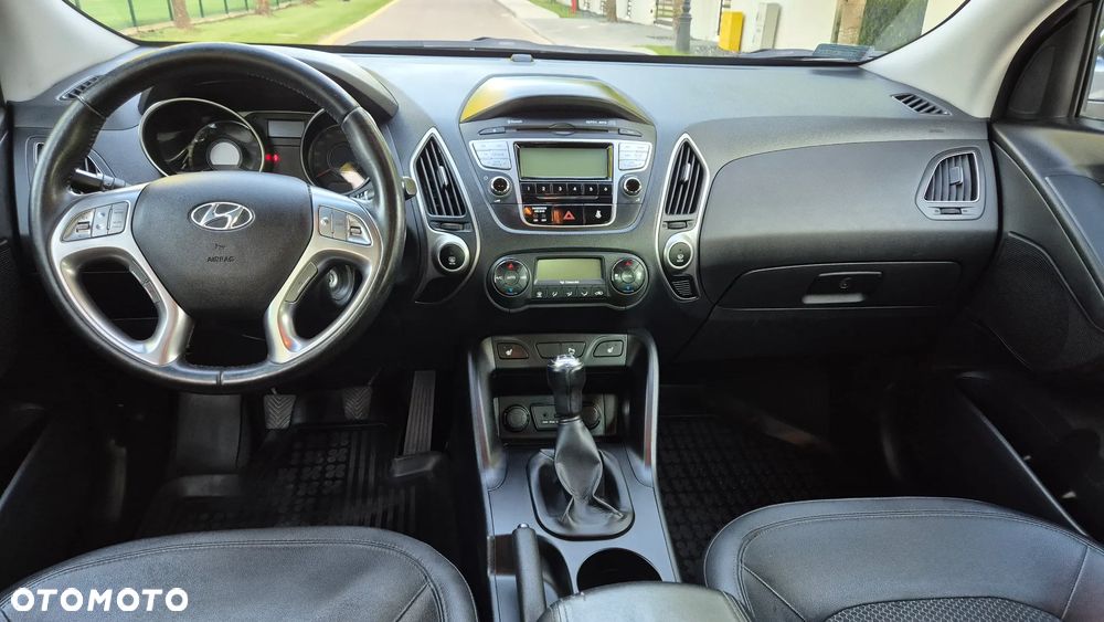 Hyundai ix35 2.0 4WD Premium - 18