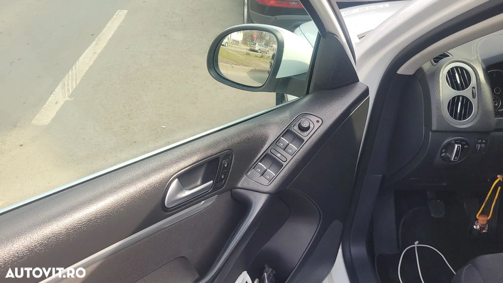 Volkswagen Tiguan 2.0 TDI DPF Comfortline - 9