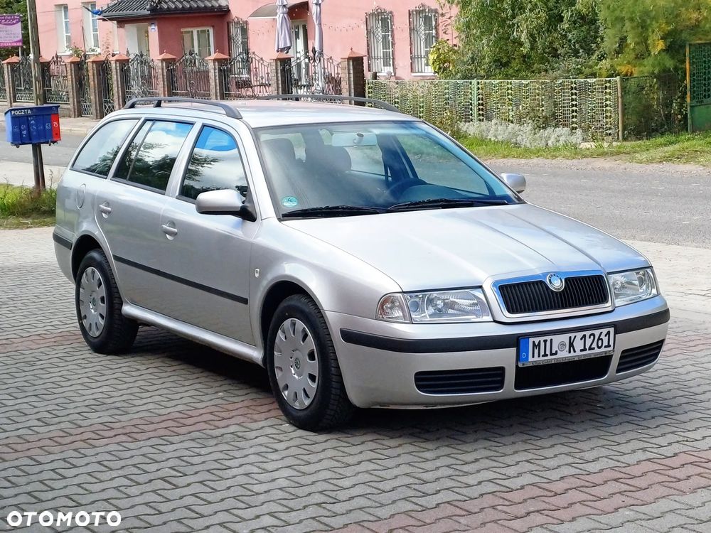 Skoda Octavia - 2